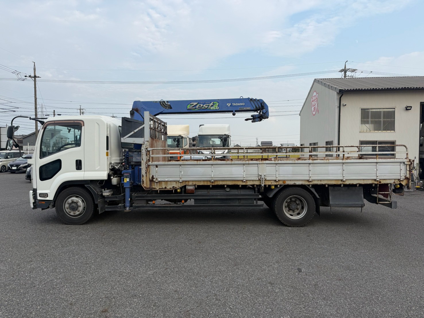 いすゞ 中型増トン標準  クレーン４段 LKG-FTR90S2